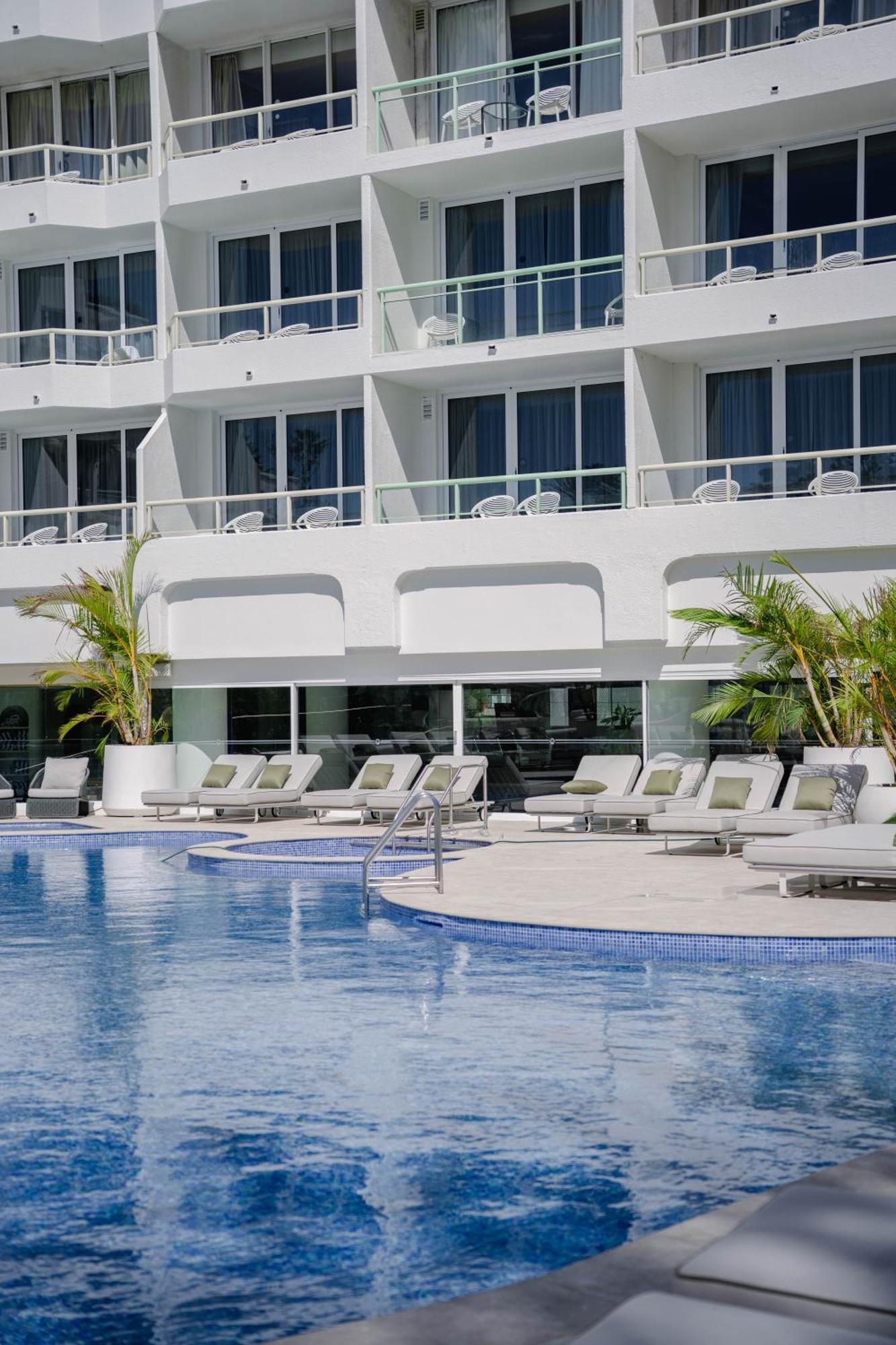 Novotel Sydney Brighton Beach Eksteriør bilde