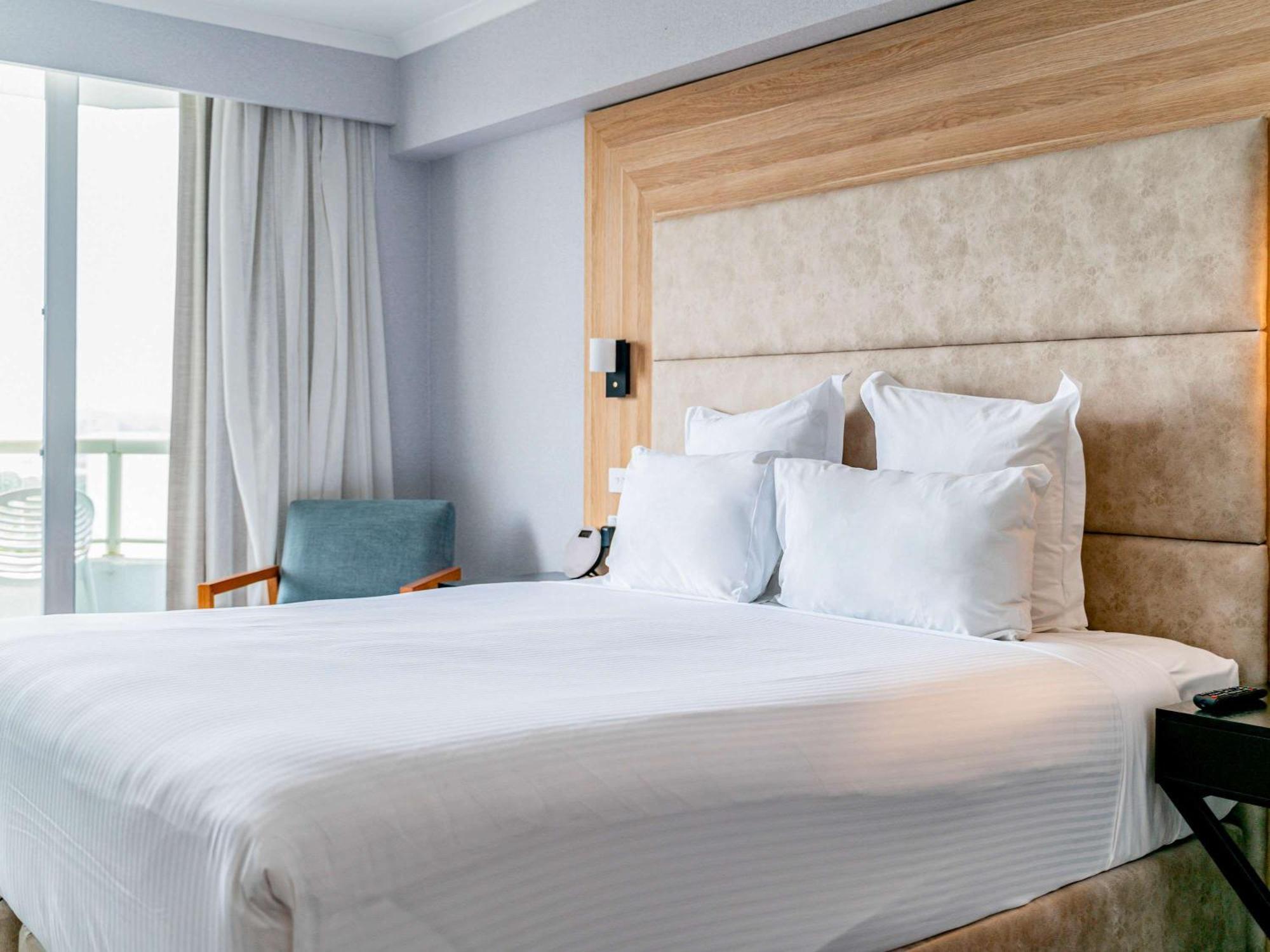 Novotel Sydney Brighton Beach Eksteriør bilde